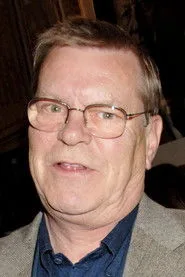 Warren Clarke