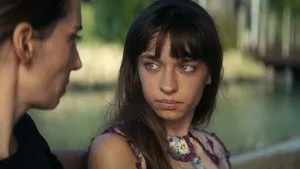 Biz Kimden Kaçıyorduk Anne? S01B02
