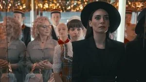 Biz Kimden Kaçıyorduk Anne? S01B01