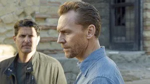 Tom Hiddleston ile Pompeii: Zamanın Durduğu Gün S01B01