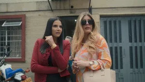 Çirkin Betty, Hikaye Devam Ediyor S02B09